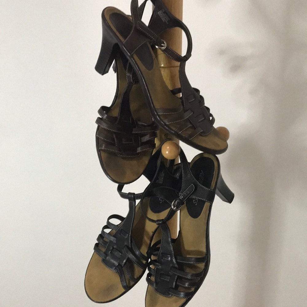 Aerosoles Heels Leather Diversify 7M Sandals Two Pairs - Picture 2 of 16